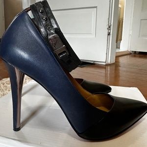 Coach heels 2 toned